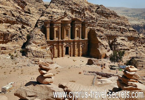 ad deir petra in jordan