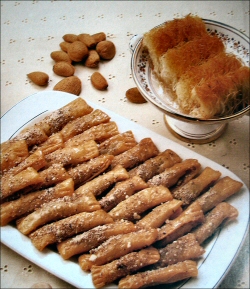 Dhaktyla & Kateyfi Cyprus pastry